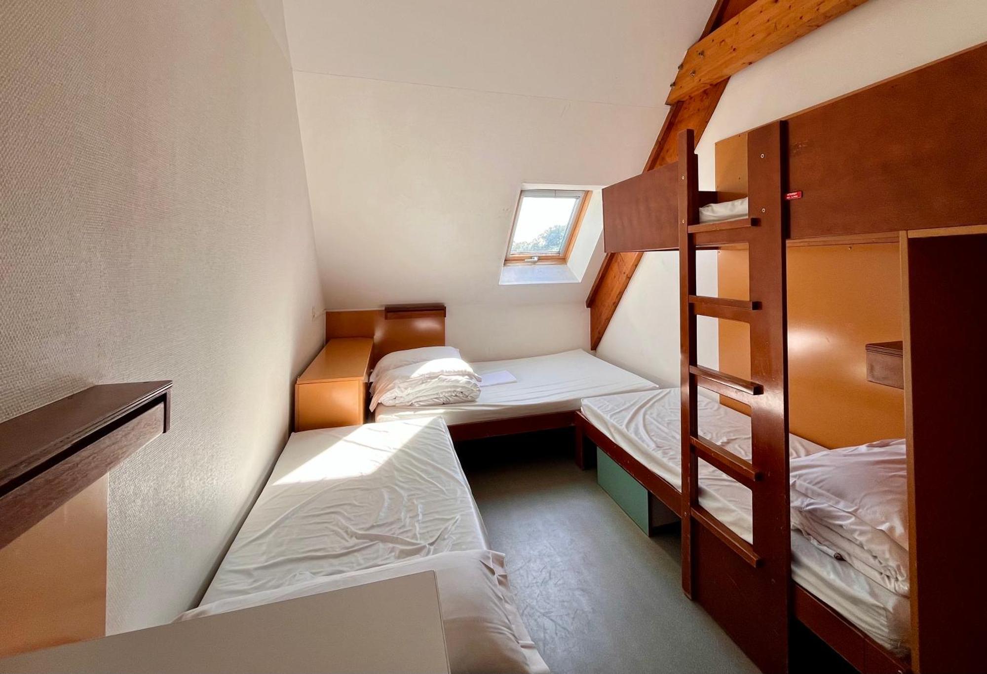 Auberge De Jeunesse Hi Cancale Buitenkant foto